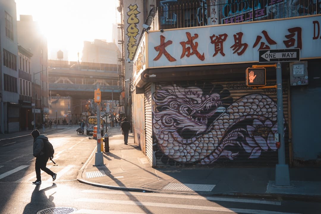 邂逅敦煌风华！张大千敦煌岩画描摹特展露脸博龙大观艺术中心